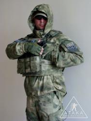 Карманы доступны сбоку снаряжения. Боекомплект на жилете